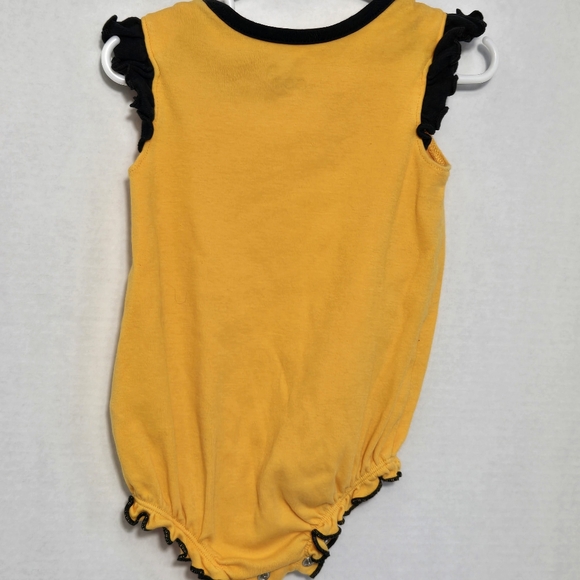Hawkeyes Girl‎ Yellow Romper - Picture 2 of 7